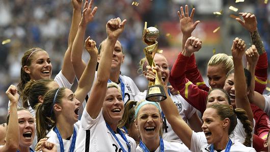 102813863-GettyImages-479686472.530x298